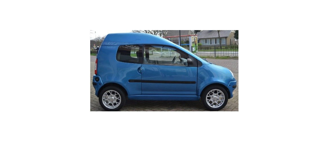 500.4 MINIVAN